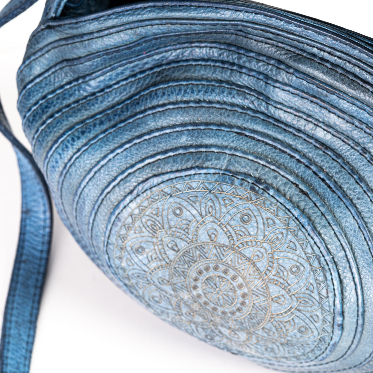 METROPOLITAN (Circle)