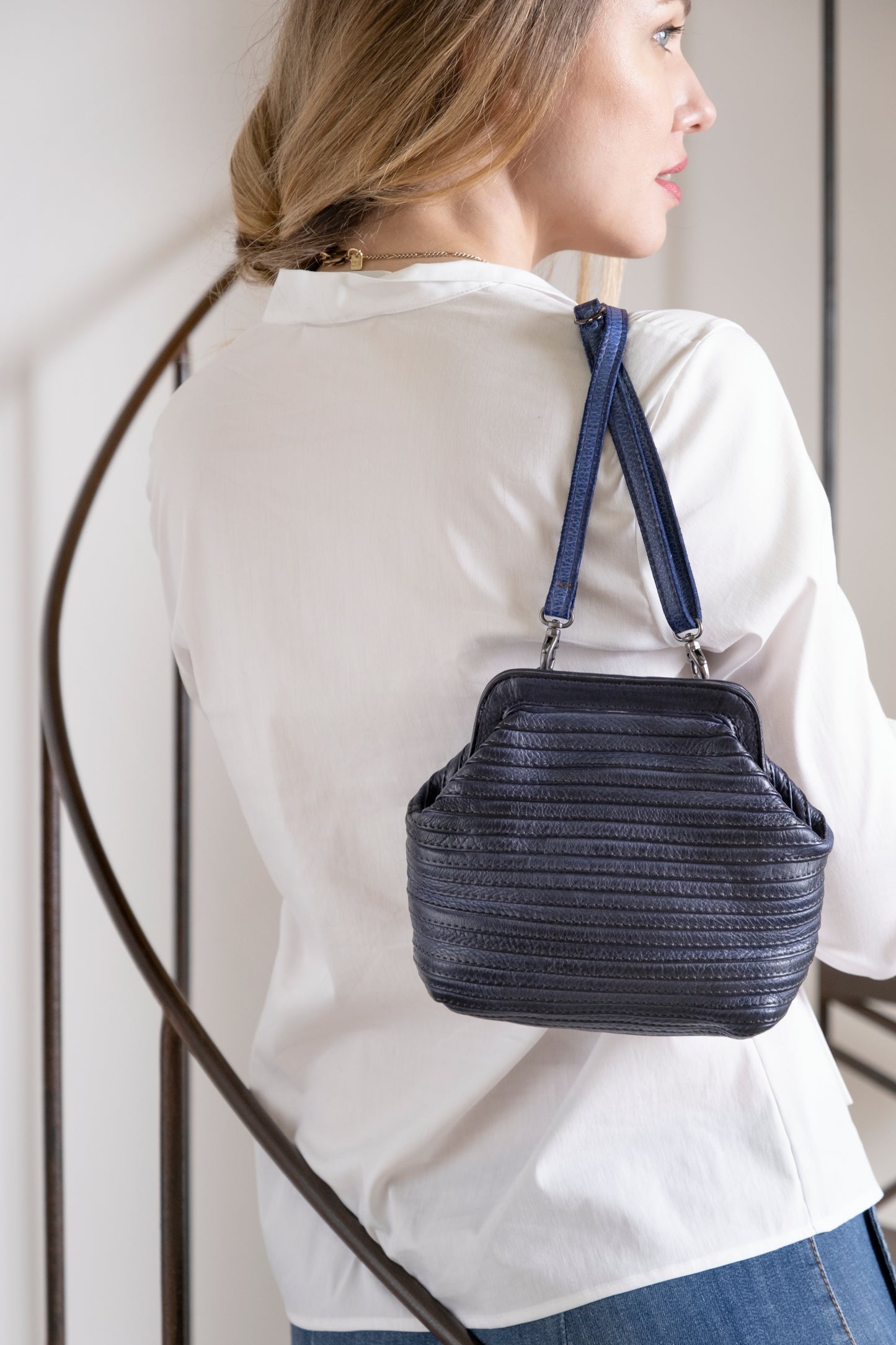 COURMAYEUR Crossbody