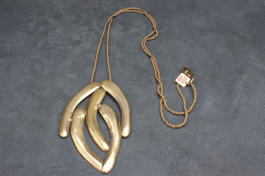COSP 18, Necklace