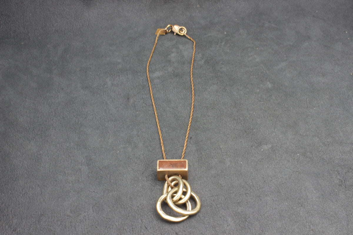 COEV 14, Necklace