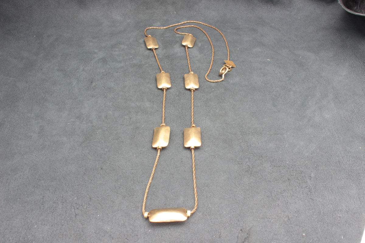 COEV 29, Necklace